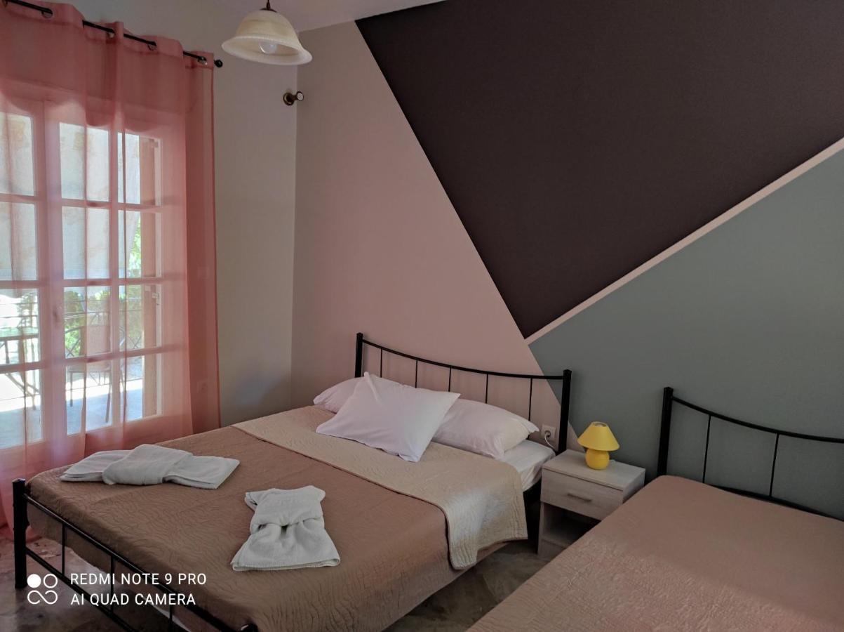 Ak Village Rooms Drepano  Exteriör bild