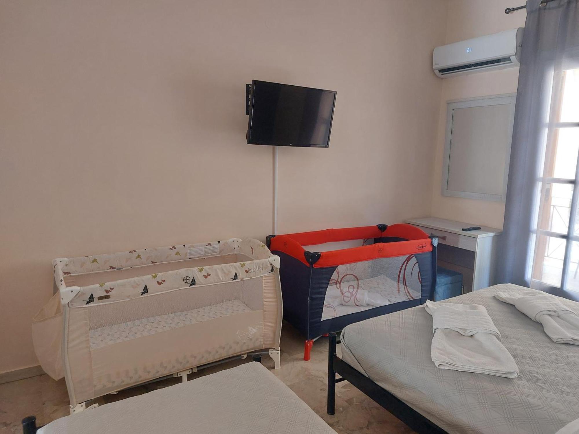 Ak Village Rooms Drepano  Exteriör bild